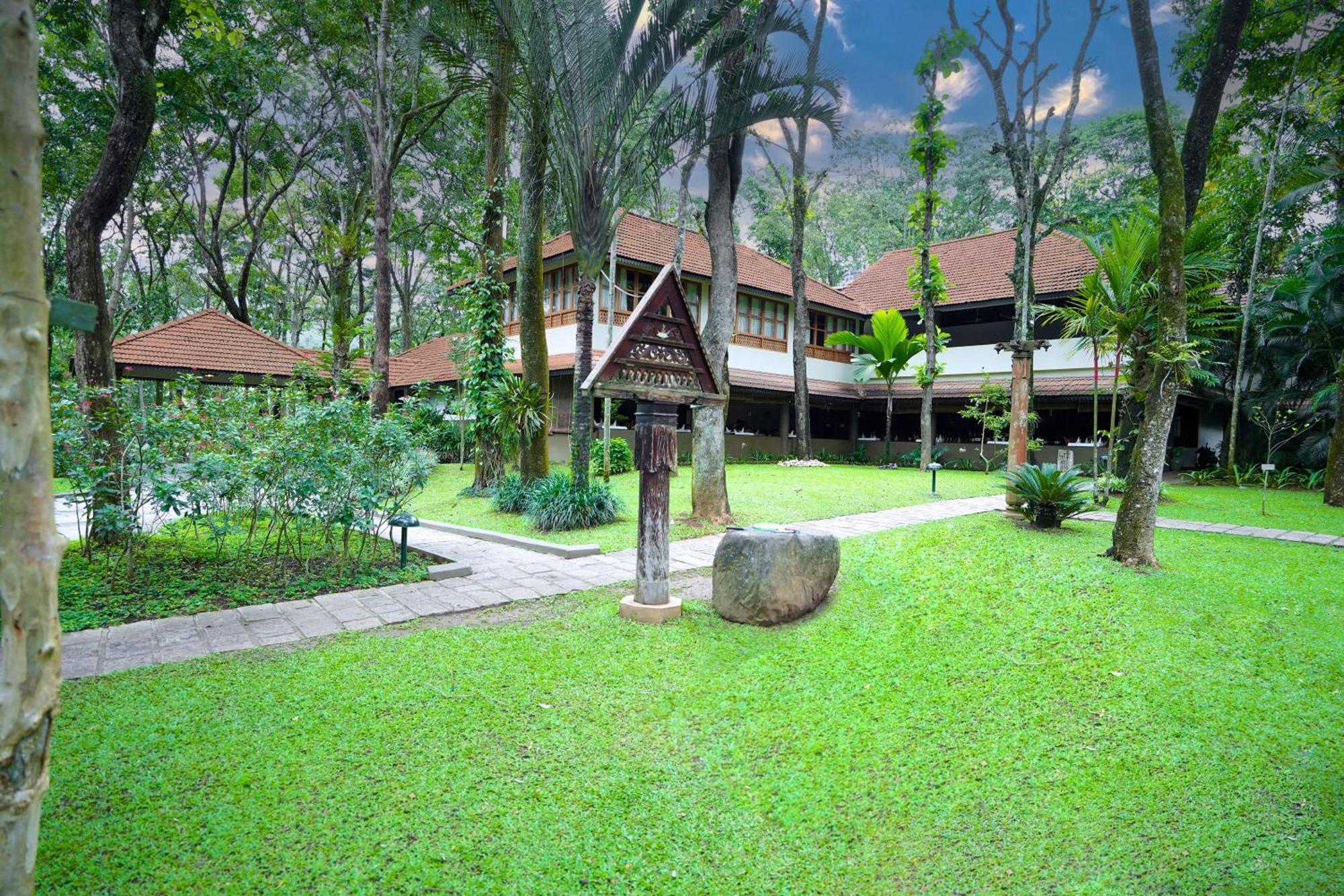 Greenwoods Resort, Thekkady Exterior foto